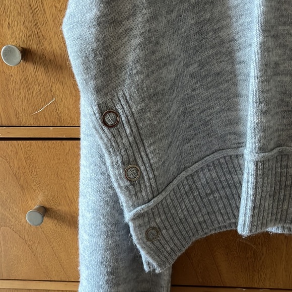 Topshop Sweater - Picture 2 of 4